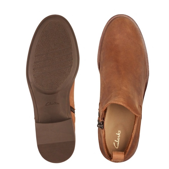 Clarks Memi Zip Bootie - Picture 5 of 6